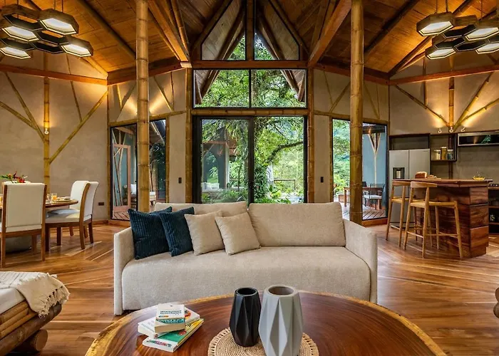 Monteverde El Tigre Hideaway Casa Colmena * Tilarán