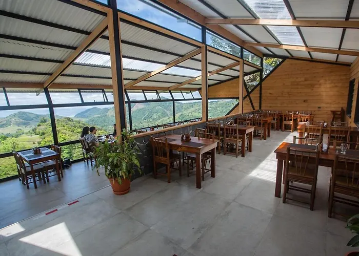 Monteverde El Tigre Hideaway Casa Colmena * Tilarán