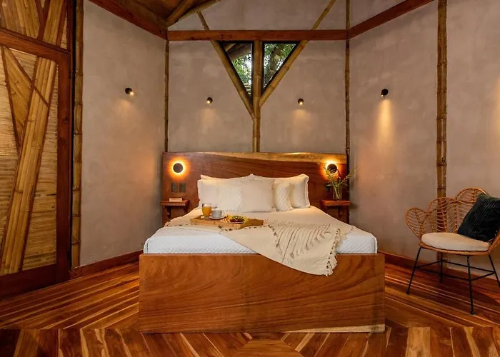 Monteverde El Tigre Hideaway Casa Colmena Hébergement de vacances Tilarán